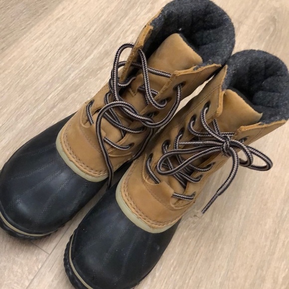 Sorel winter boots sz 7.5 - Picture 3 of 5